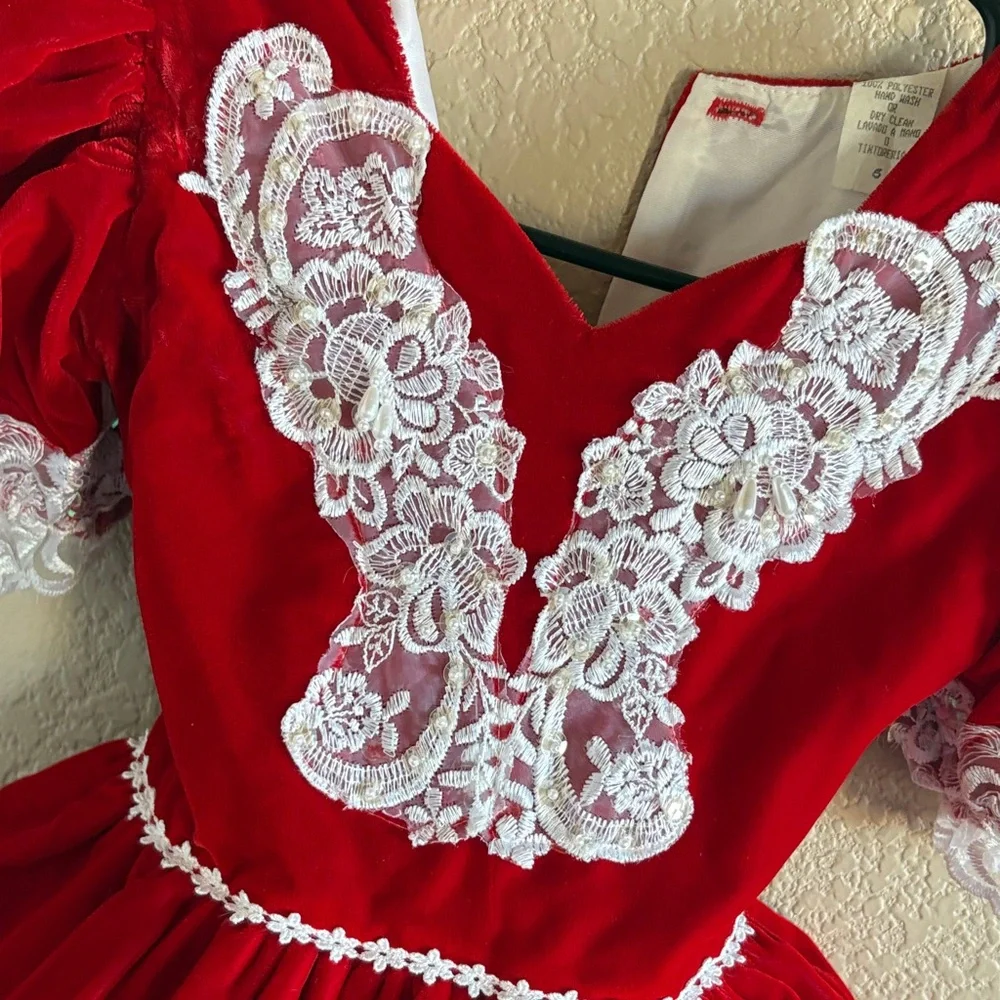 Vintage Elegant Red and White Kids Formal Dress